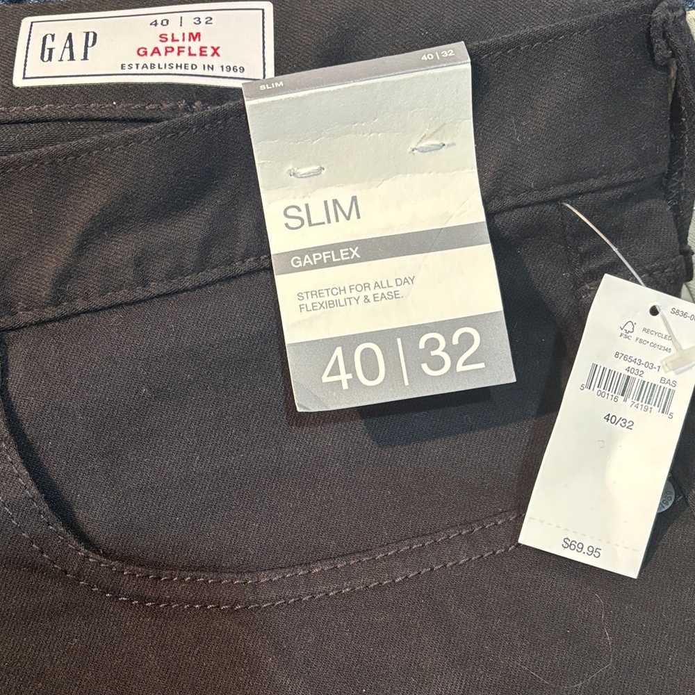 GAP Slim Gapflex Pants — Black